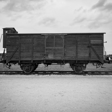 Rail car